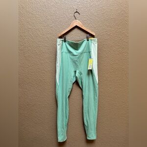 All in Motion Women's Mint Green Leggings